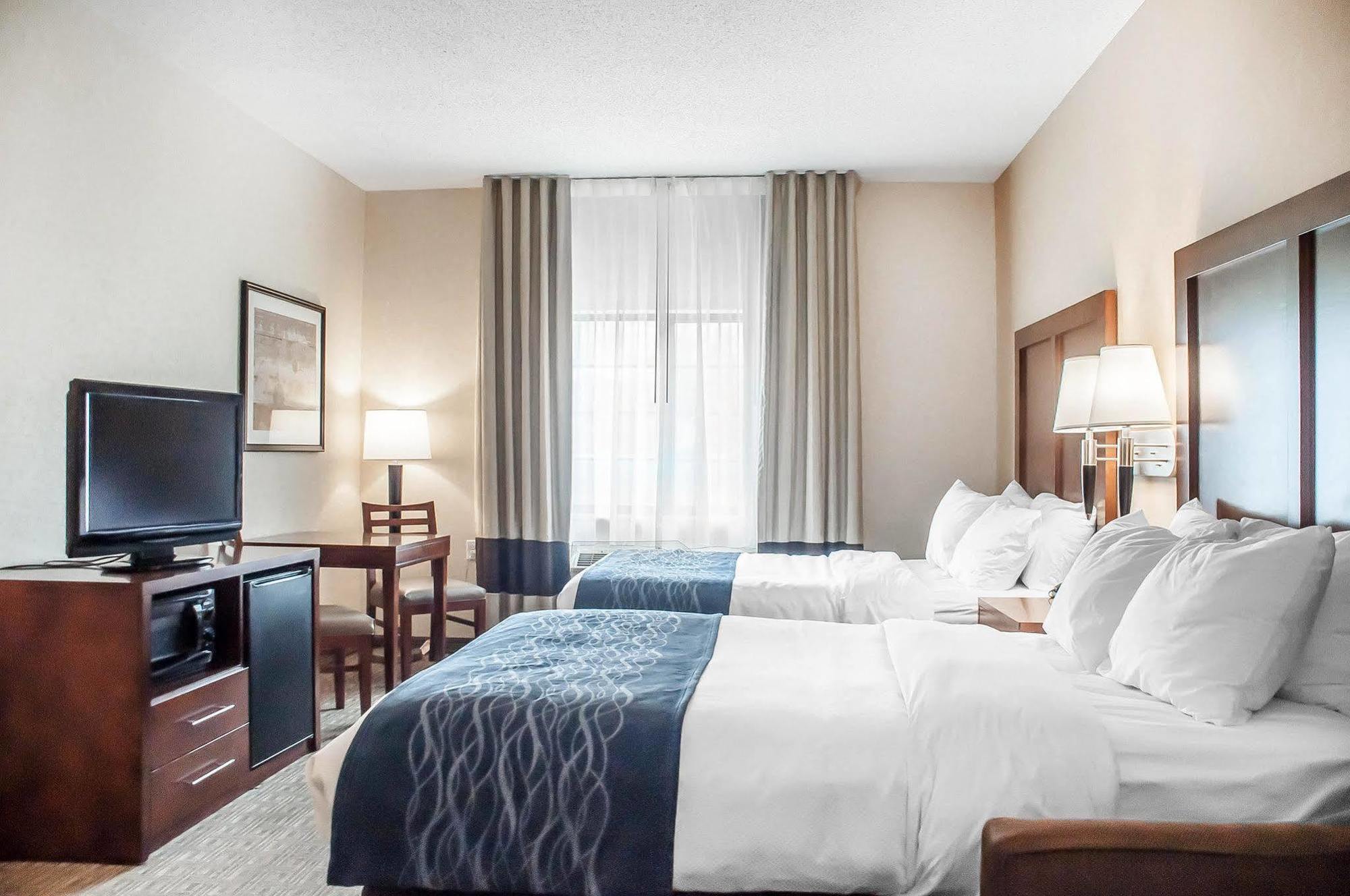 Comfort Inn & Suites Hamburg Luaran gambar